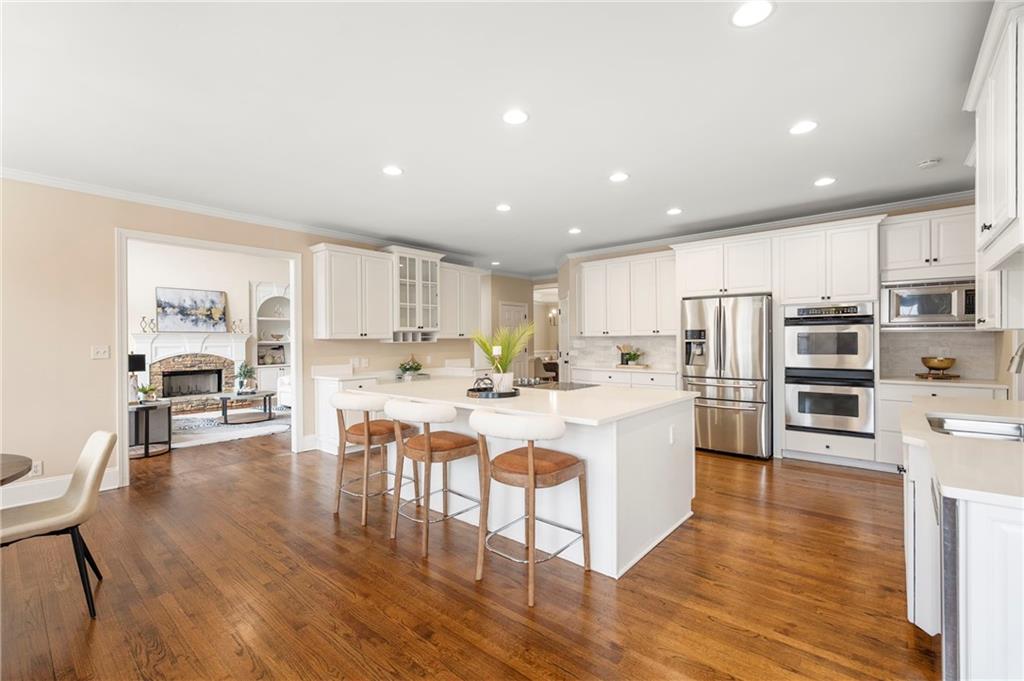 870 Longstone Landing