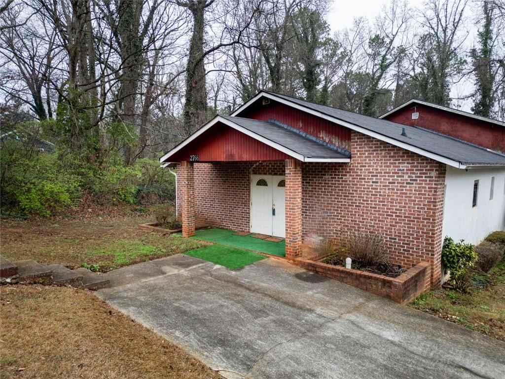 2766 White Oak Drive