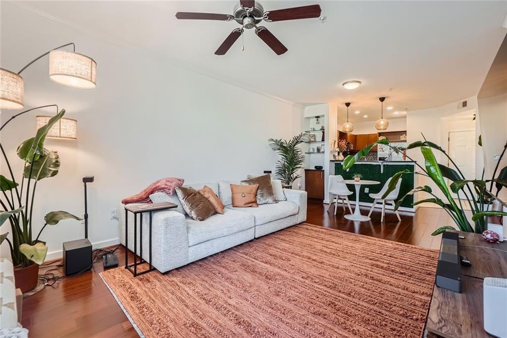 390 17th Street NW 4031