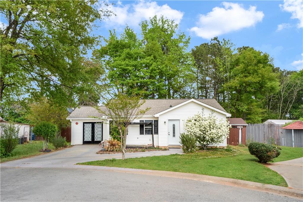 385 Buckingham Terrace