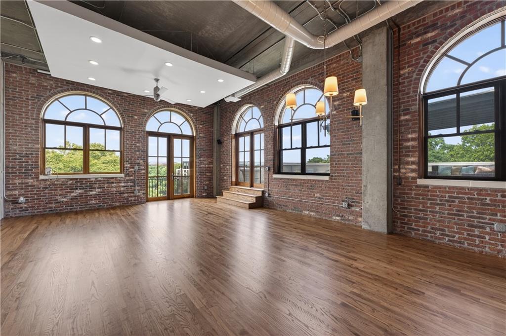 3235 Roswell Road NE 803