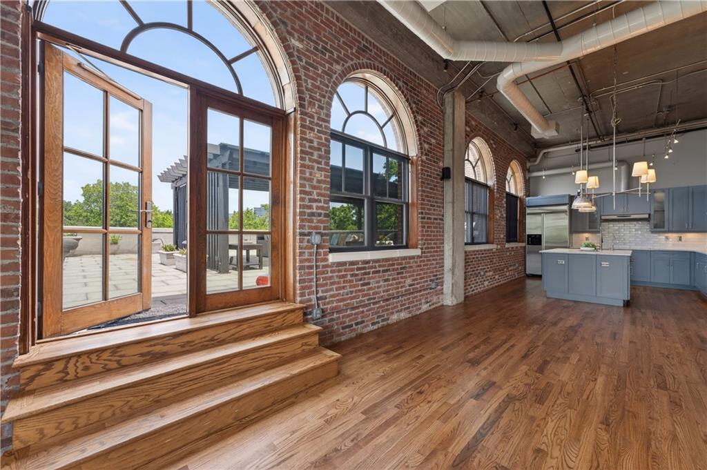 3235 Roswell Road NE 803