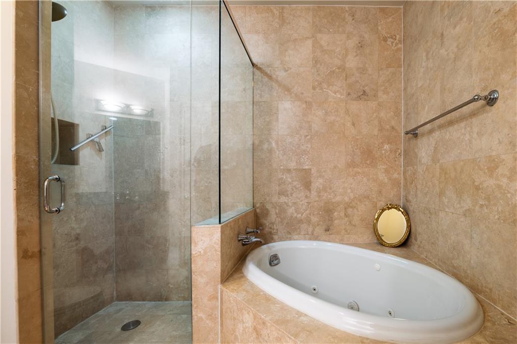 2828 Peachtree Road #1501, Atlanta, Georgia image 17
