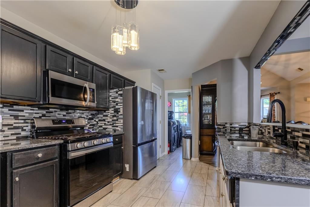 6160 Queensdale Drive