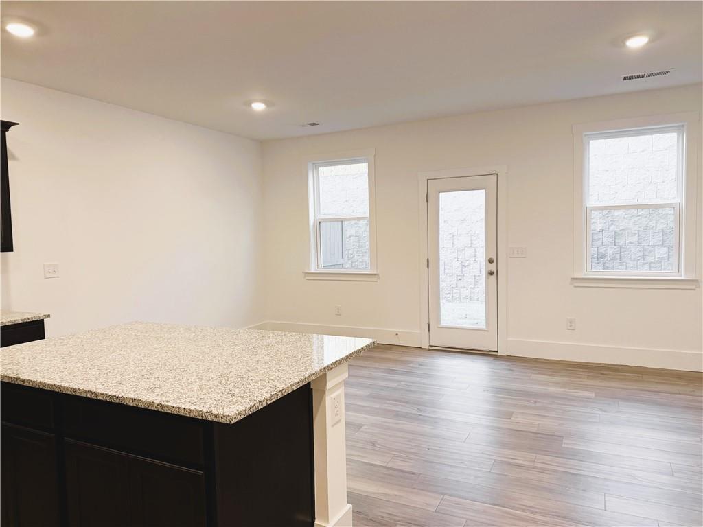 1706 Gunnin Trace NW