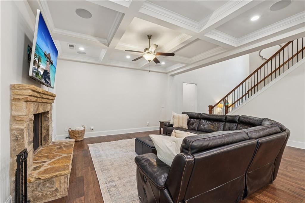 Grand Reserve - Residential