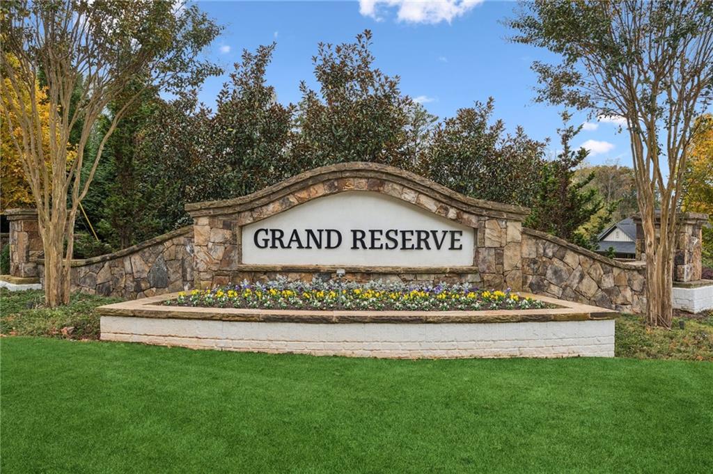 16140 Grand Litchfield Drive