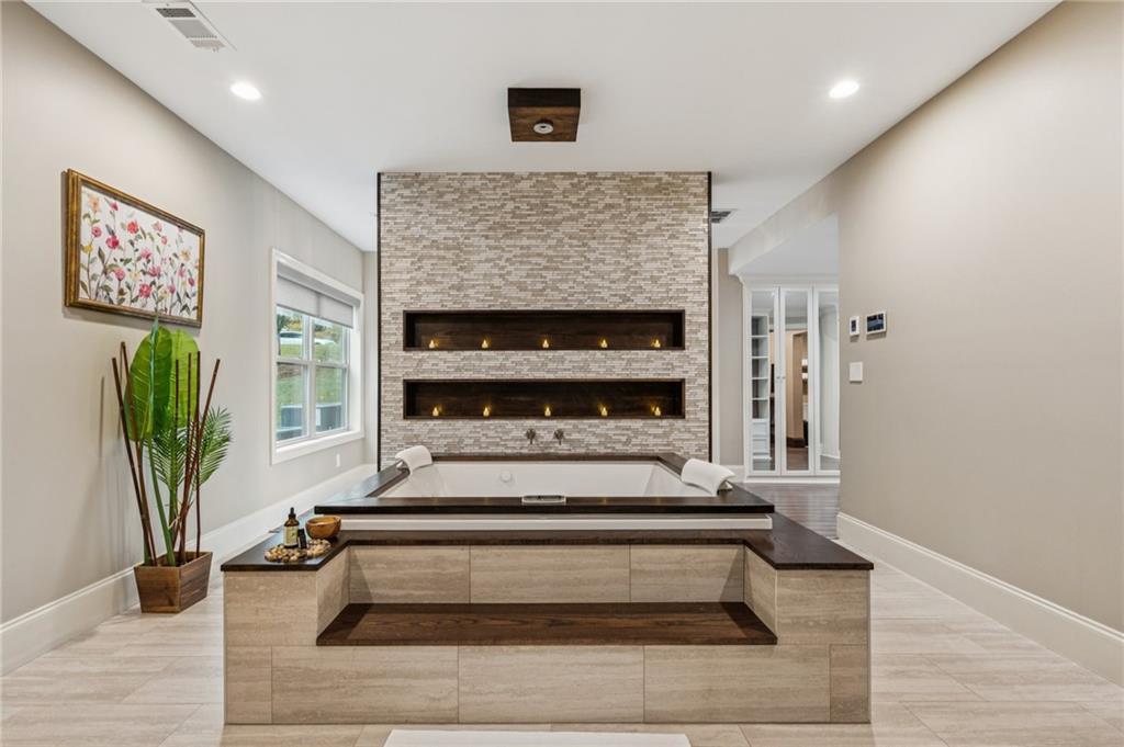 Grand Reserve - Residential