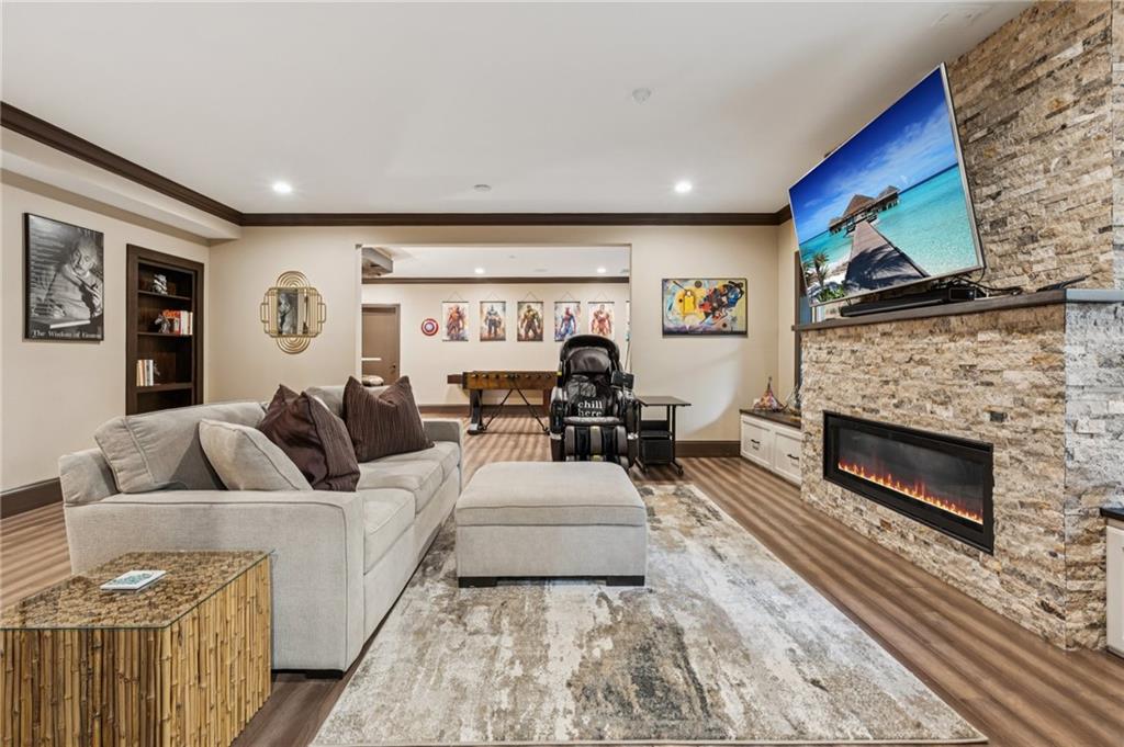 Grand Reserve - Residential