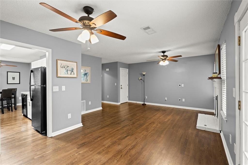 855 Cedar Bluff Court