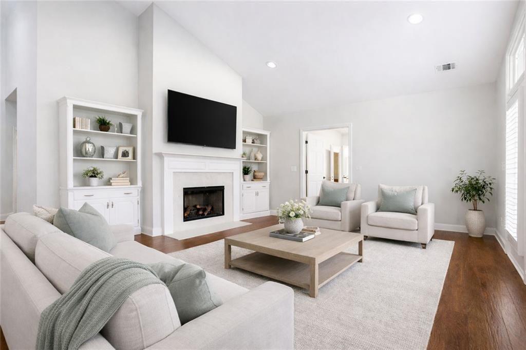 4294 Lanier Ridge Walk 1203