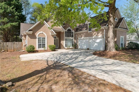 Homes For Sale - 157 Talon Place<br/> Mcdonough, GA 30253