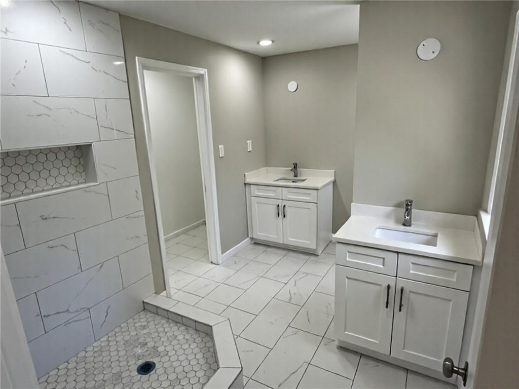 1387 Renee Drive, Decatur, Georgia image 25