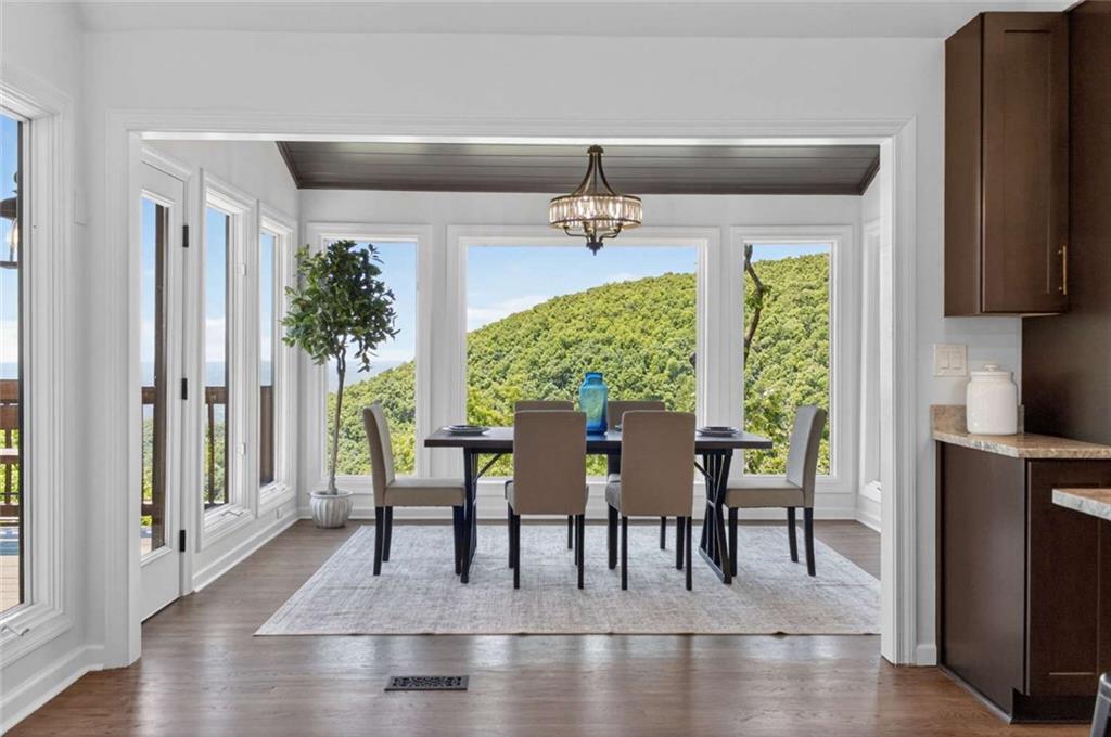 1091 Deer Run Ridge