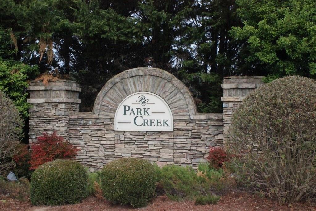 Park Creek - Land