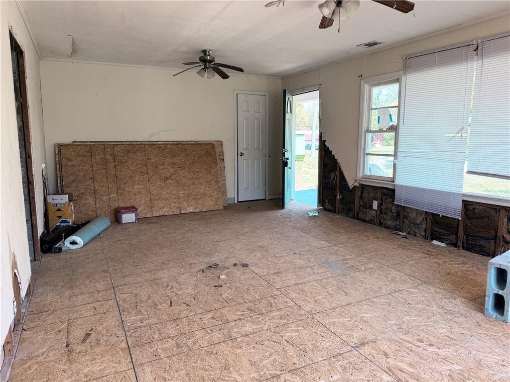 13238 Highway 193