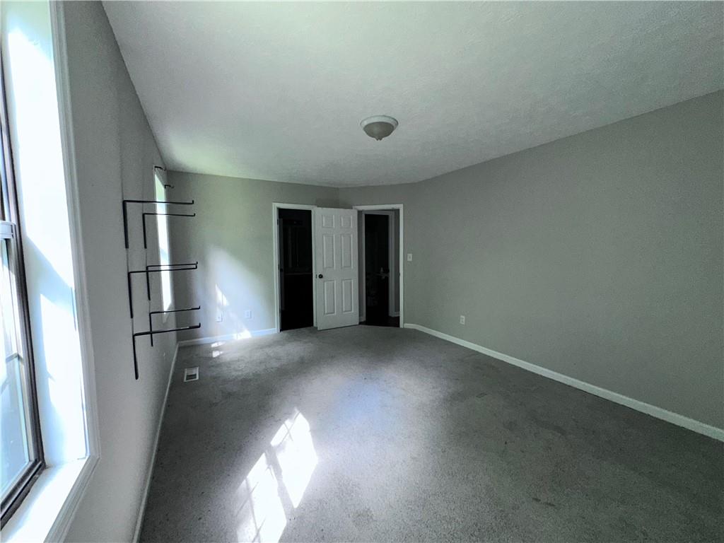4464 Cary Drive, Snellville, Georgia image 9