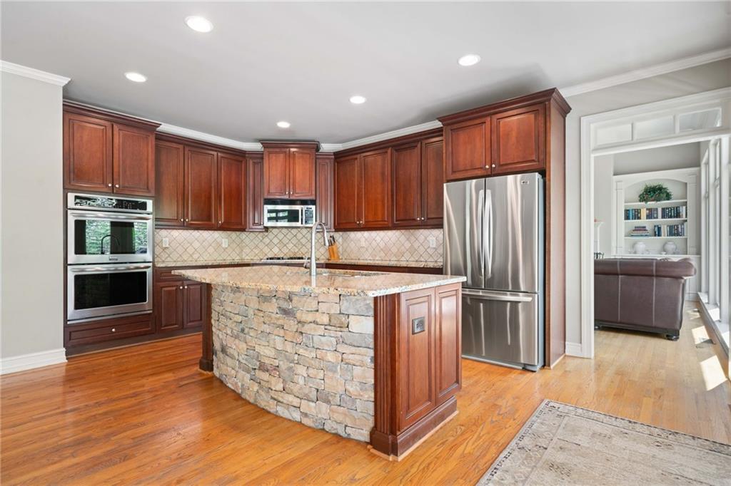 325 Taylor Glen Drive, Milton, Georgia image 10