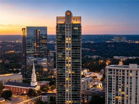 Condo For Sale - 750 Park Avenue #22W<br/> Atlanta, GA 30326