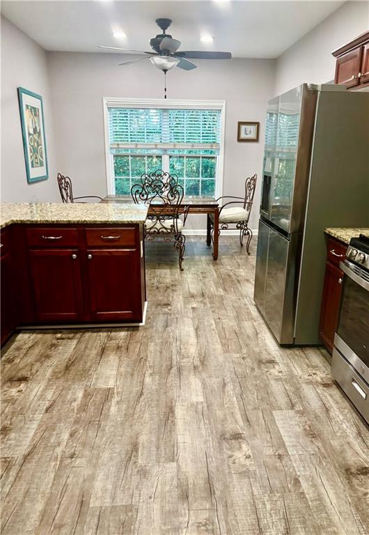 176 Crescent Woode Way