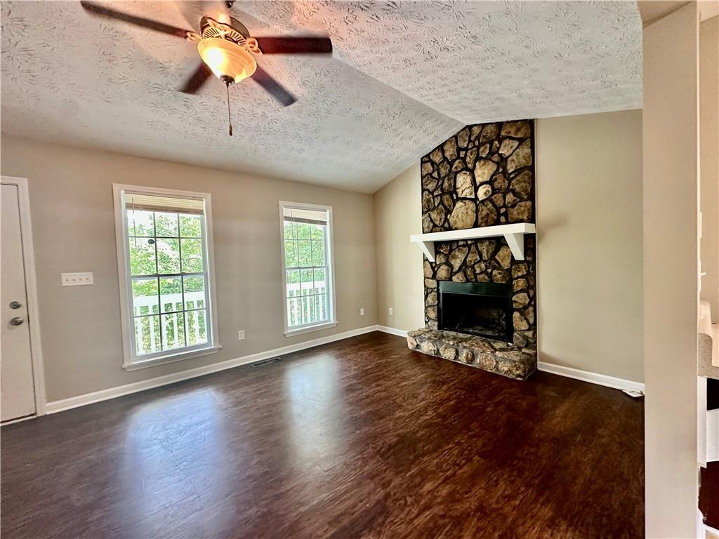 186 Grapevine Drive, Douglasville, Georgia image 4