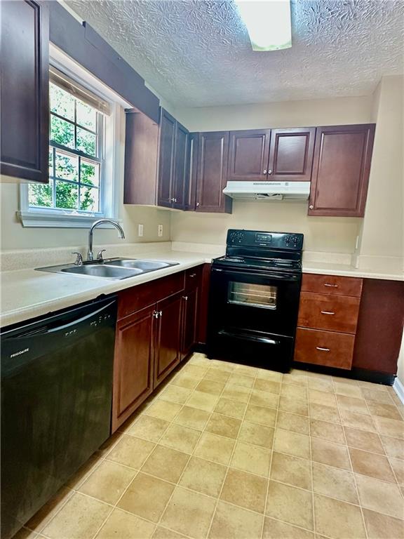 186 Grapevine Drive, Douglasville, Georgia image 7