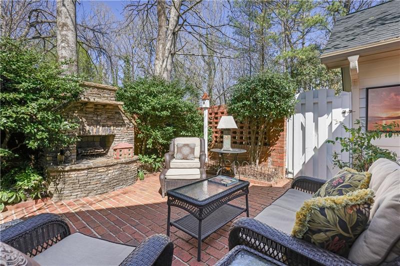 45 Paces West Drive, Atlanta, Georgia image 24