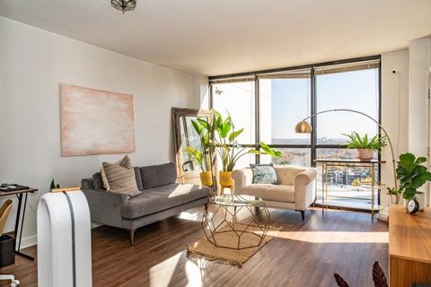 Condo For Sale - 1280 W Peachtree Street #3211<br/> Fulton County, Atlanta, GA 30309