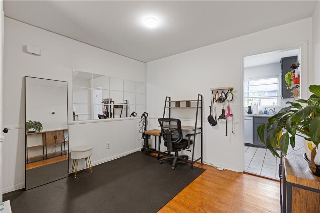 3510 Roswell Road M3