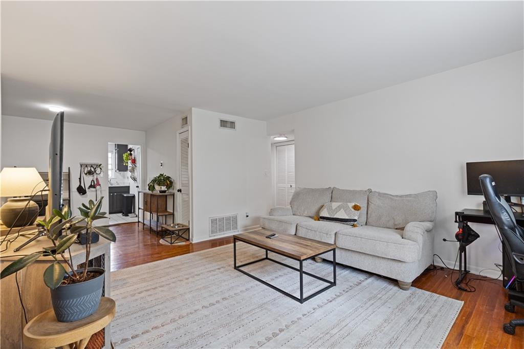 3510 Roswell Road M3