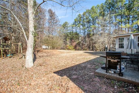 A home in Powder Springs