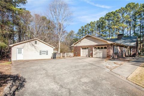 A home in Powder Springs