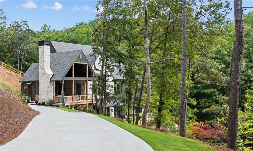 816 Oak Leaf Drive