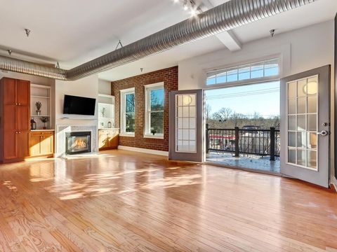 Condo For Rent - 1158 Ponce De Leon Avenue<br/> Atlanta, GA 30306