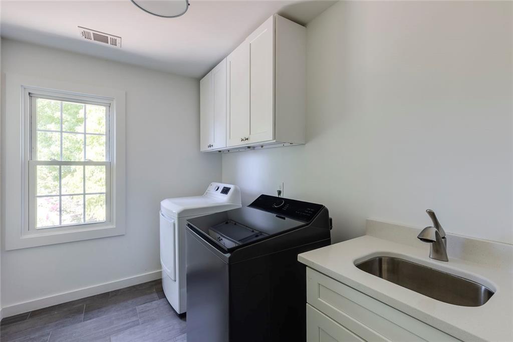 RIVERSOUND - Residential