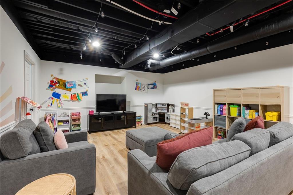 RIVERSOUND - Residential