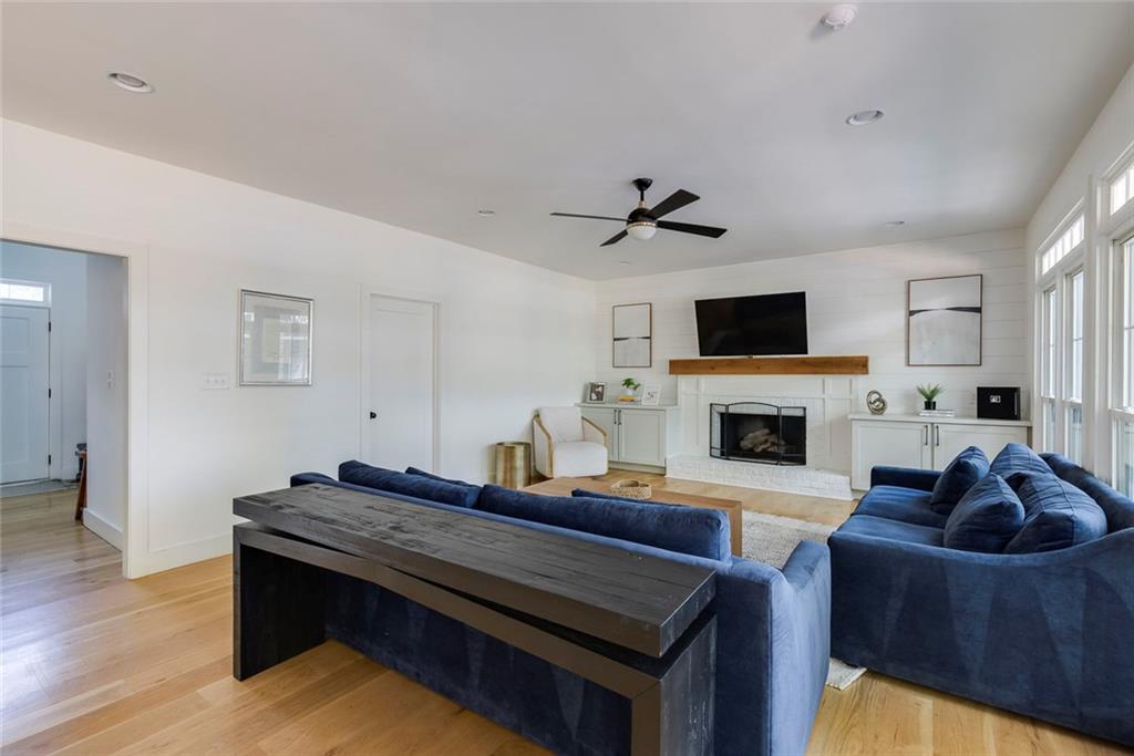 RIVERSOUND - Residential