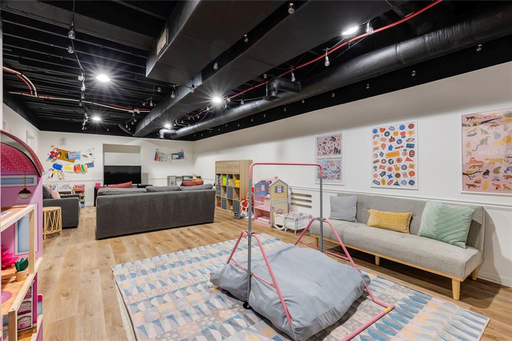 RIVERSOUND - Residential