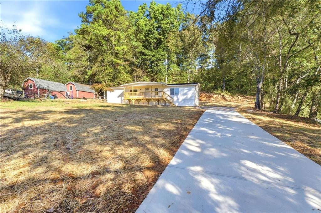 158 Oak Hollow Road SE