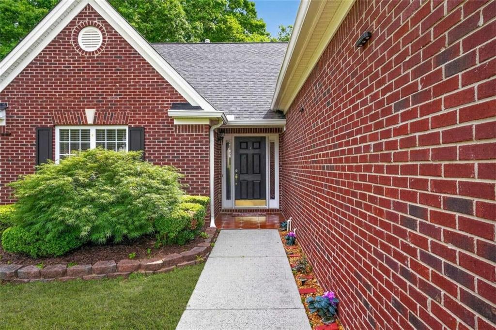 2270 Taylor Pointe Way