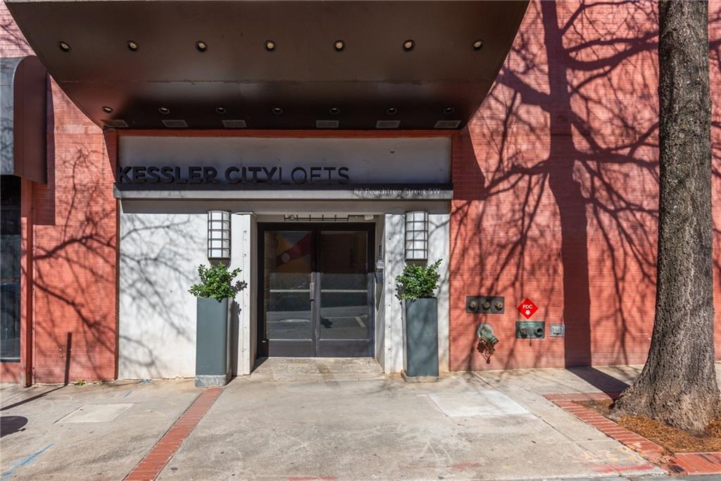 87 Peachtree Street SW 204