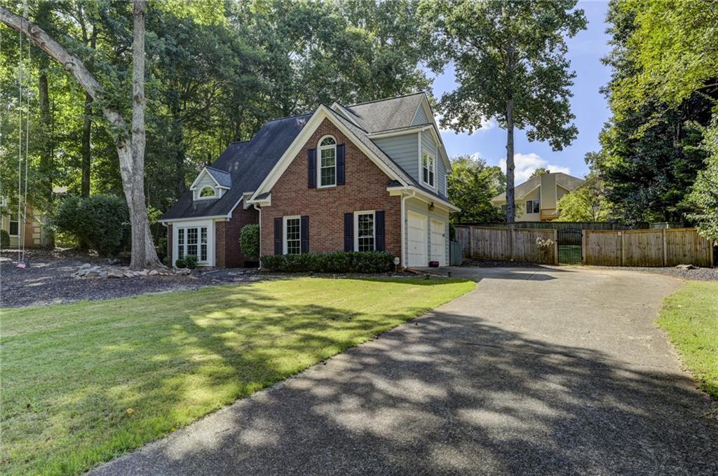 1156 Grand Oaks Glen NW