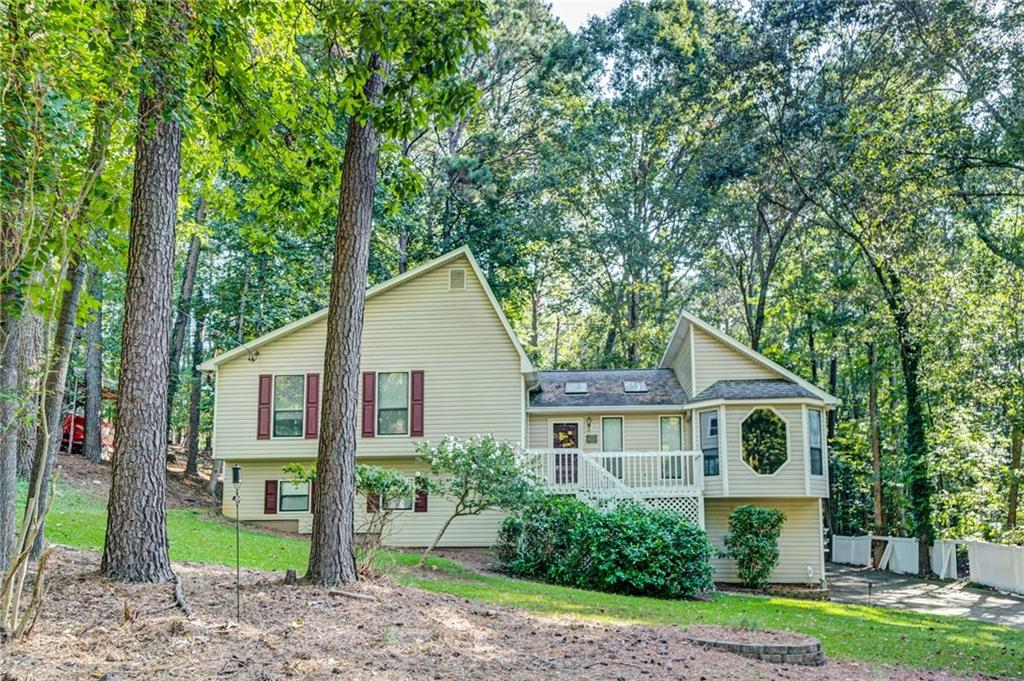 755 Cedar Creek Way