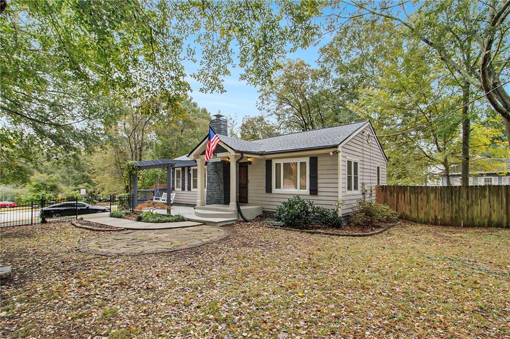 796 Flat Shoals Way SE