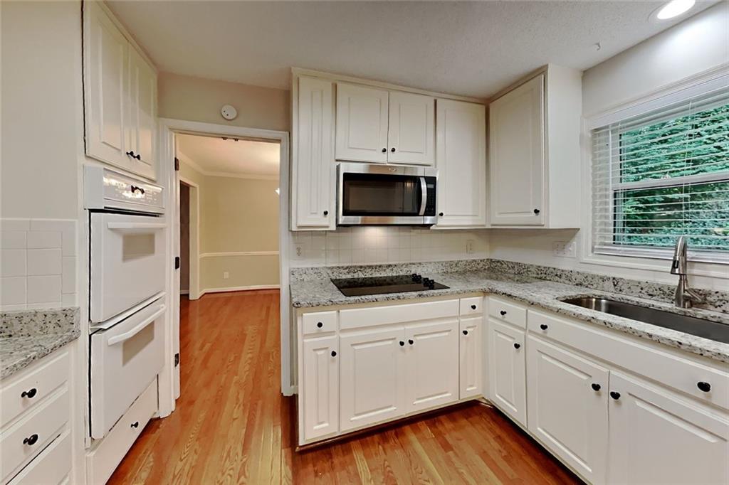 2293 Chimney Springs Drive