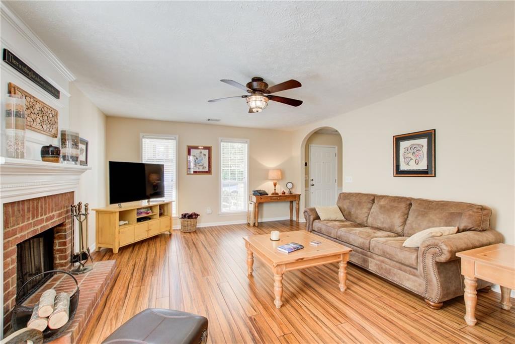 1140 Winthrope Chase Drive