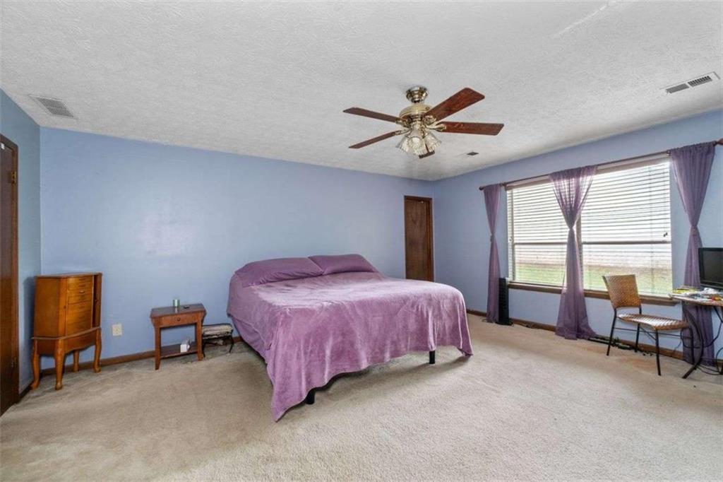 9383 Woodknoll Way, Jonesboro, Georgia image 25