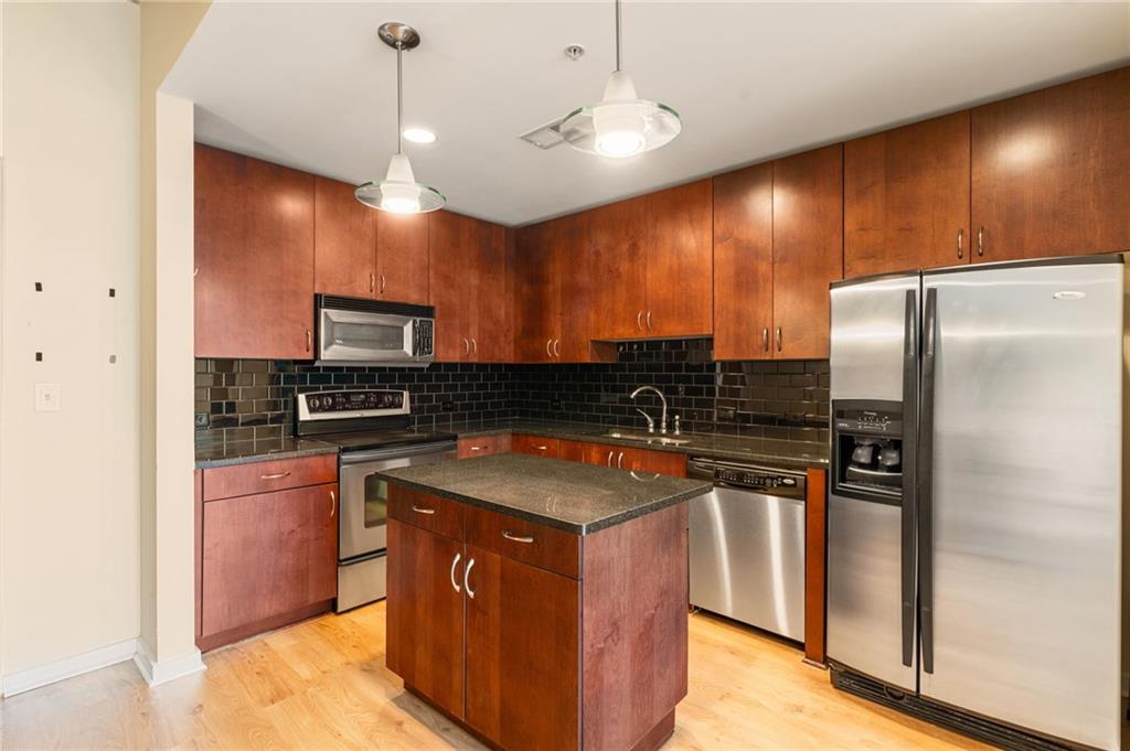 860 Peachtree Street NE 803