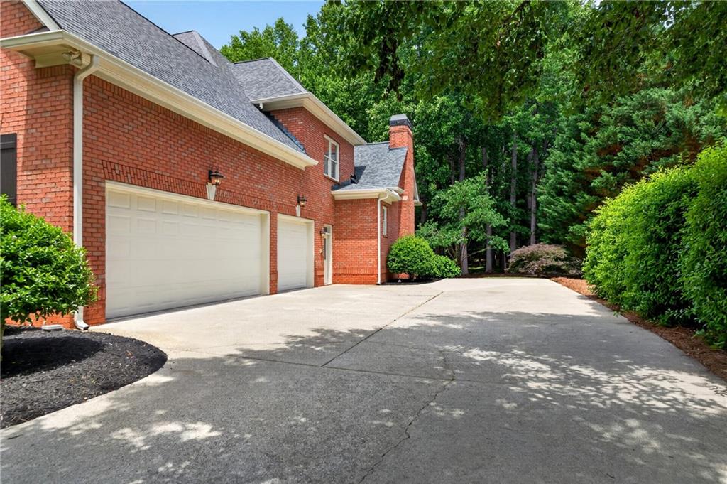 230 Bayfield Court