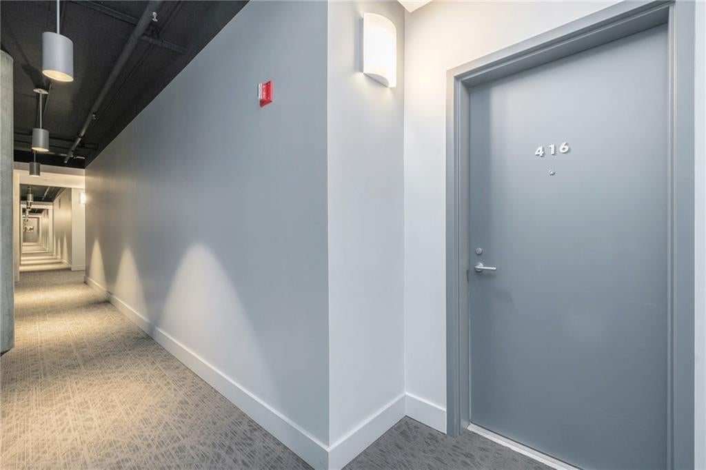 845 Spring Street 416